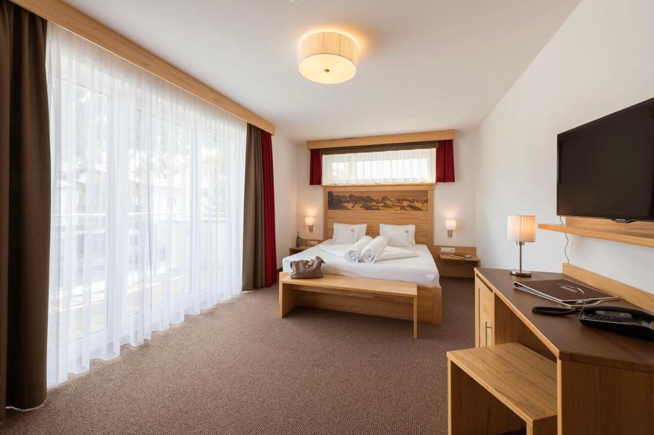 Alpinhotel Monte Superior - Silvretta Card Premium Betrieb 갈투르 외부 사진